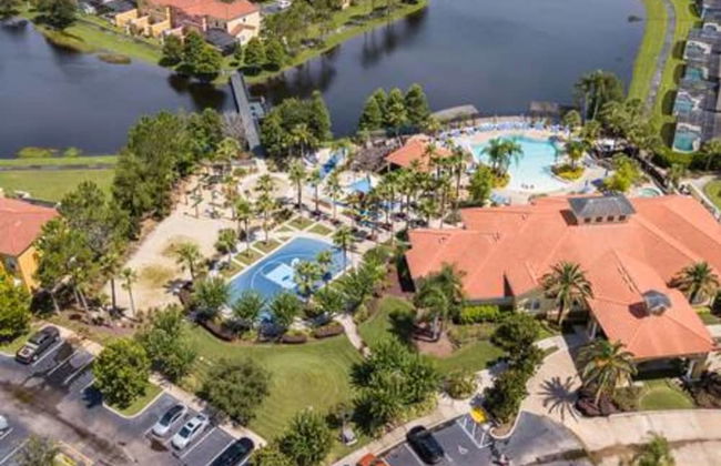 Amazing 5 BR w Game Room Minutes From Disney - Foto 76