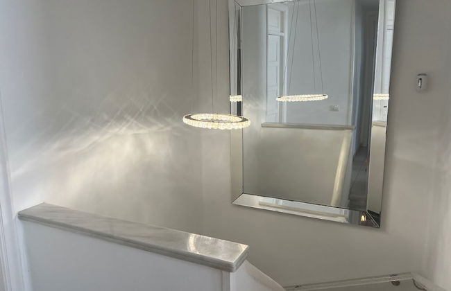 Luxury 4 bedroom villa with jacuzzi - Photo 17