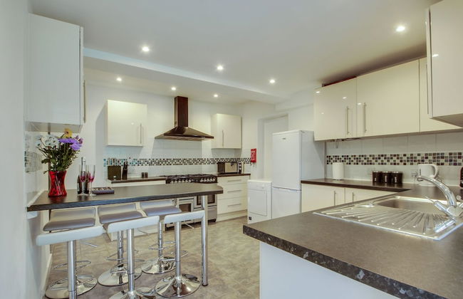 Westlands Lodge - Photo 19