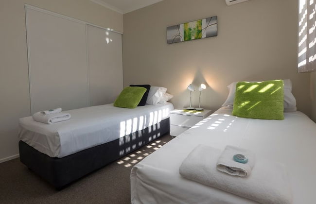 Marlin Cove Resort - Photo 10