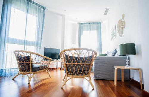 AZZ Sevilla Torre de la Plata Apartamentos - Photo 76