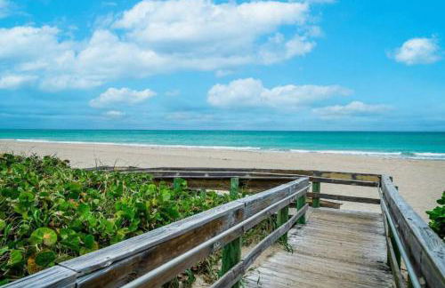 Dog friendly condo with beach access, hot tub, firepit - Foto 34