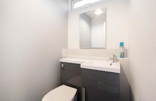 NEW! 3BR in Traynor Square - Foto 28