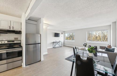 Legacy at Imperial Village 601 I 2 Bed 2 Bath - Foto 13