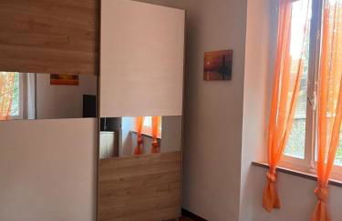 Spacious 4BR Suite & Prime Location and Comfort - Foto 35