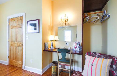 Cozy Missouri Retreat with Pool, Pond and Fire Pit! - Foto 4