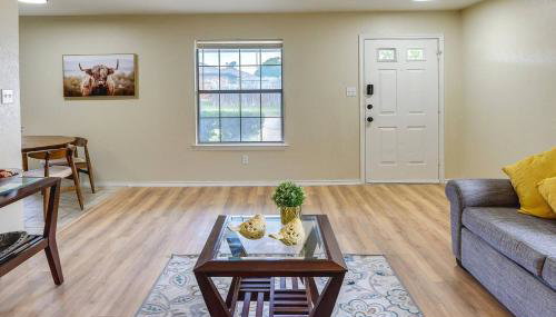 Quiet Stay for Work Trip or Getaways in Waxahachie - Foto 2