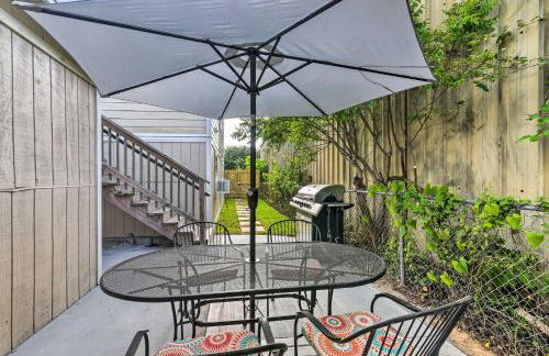 about 1 Mi to Pier and Beaches! Family Home in Galveston - Foto 25