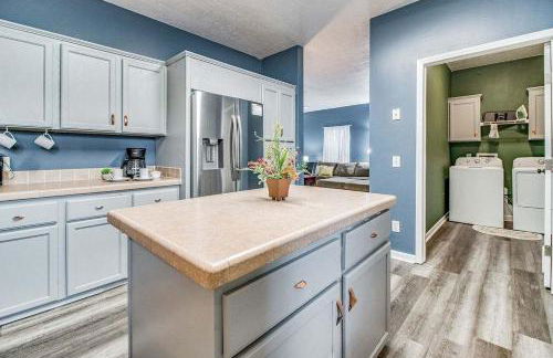 Private Patio & Close to Beach Coastal Cottage - Foto 8