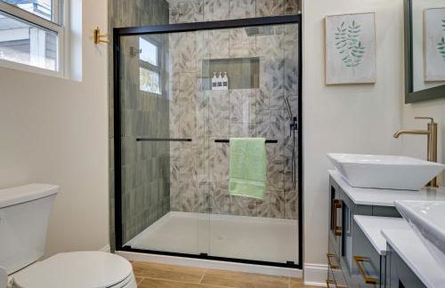 3 Mi to Dtwn Indy Urban Retreat with Outdoor Space - Foto 17