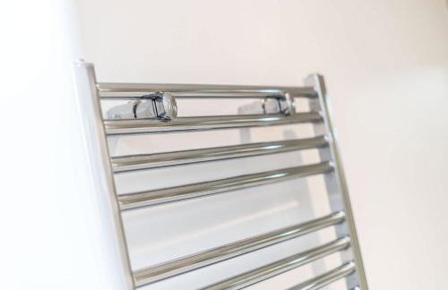 Liverpool City Centre with Free Parking - Sleeps 6! - Photo 2