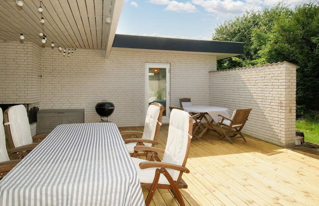 8 Person Holiday Home in Asnaes - Foto 18