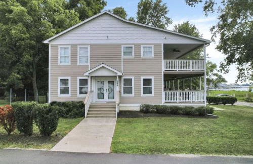 Colonial on Crane - Photo 9