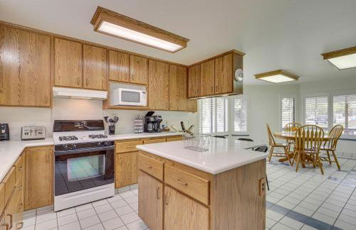 Charming Elko Home with Pool Table! - Foto 9