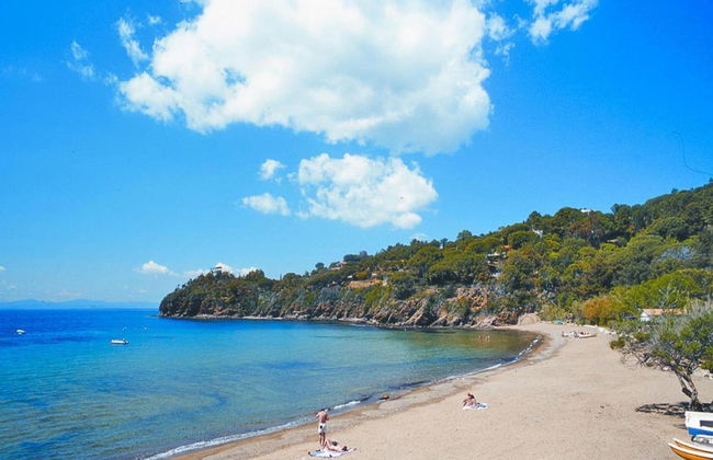 Apartment in Capoliveri Near Sandy Beaches - Foto 37