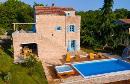 Julijud, heated pool, jacuzzi, DOME and sauna - Photo 4