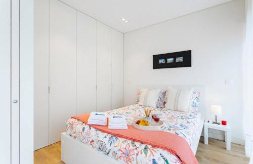 Studio w/ Terrace, Pool & Gym | Antas by Host Wise - Foto 2