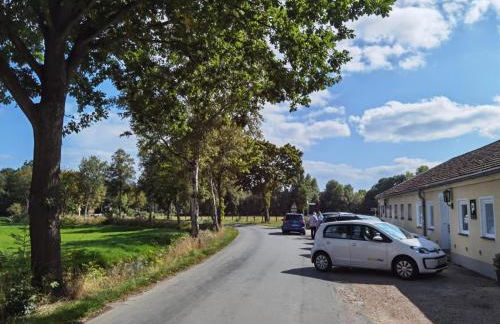 Monteurwohnung in Wesermarsch, Küche, Einzelbetten, Stedinger Landhotel - Photo 17