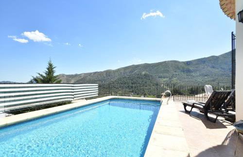 Peaceful Villa with Private Pool - Foto 1