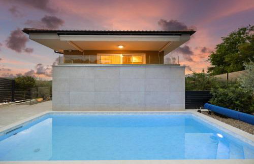 Lulani Soline Pool Apartment - Photo 3