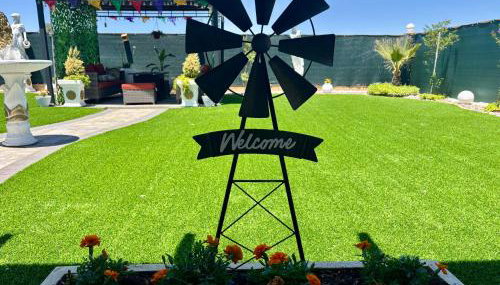 Route 66 Desert Retreat 3 Bedroom Home With Garden - Foto 3, Garden, Garden view