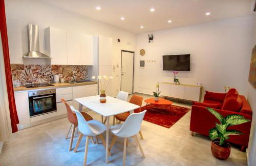 Cosmo 38 Luxury Apartments - Free Parking - Photo 5