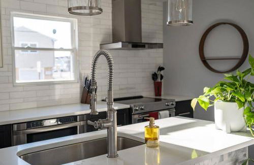 Modern Luxury Family Getaway Near Beach Casinos - Foto 46