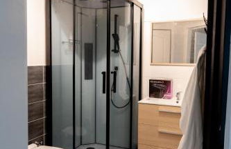 Séjour pro ou détente suite spa privé fibre jardin parking - Foto 6