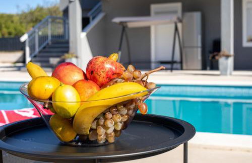 Home with private pool near Trogir - Foto 10