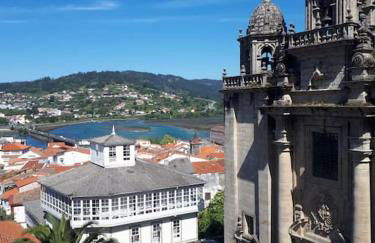 Piso con preciosas vistas, patio privado y amplio garaje - Photo 19