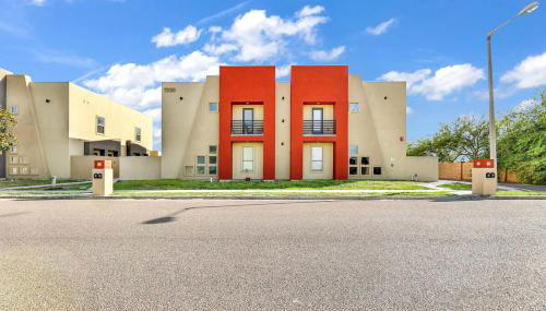 Relax & Enjoy In Our Spacious Townhome Getaway B - Foto 3