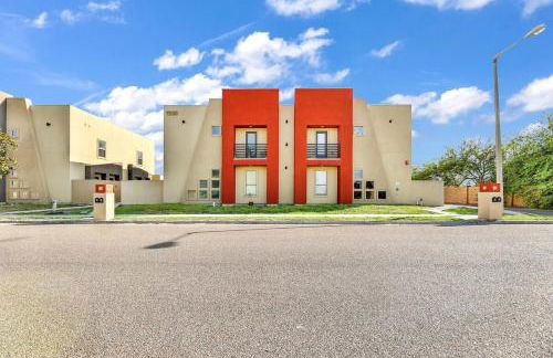 Relax & Enjoy In Our Spacious Townhome Getaway B - Foto 3