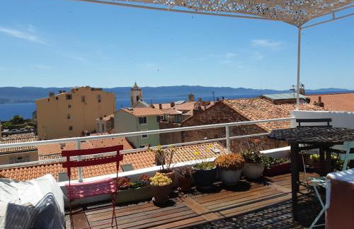 T4 Terrasses Vieille ville, Ajaccio - Foto 2