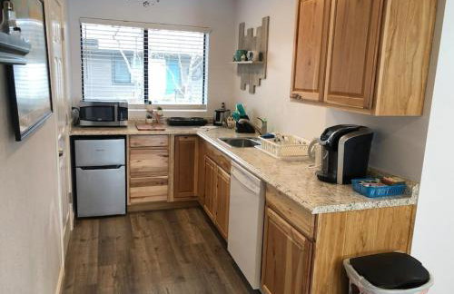 Owl Nest Hot Tub Sleeps 3 Yosemite - Foto 16