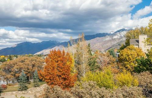 Wasatch Retreat in Draper with Mtn Views Theater and Hot Tub - Foto 48