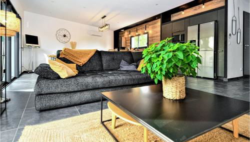 3 Bedroom Amazing Home In Montfavet - Photo 4