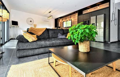 3 Bedroom Amazing Home In Montfavet - Photo 4