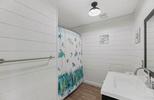 R & R's Reel Paradise 5 minutes to the harbour and 11 miles to the Beach! - Foto 16