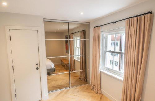 Modern 2 bed Charlotte Street apartment on 3rd floor - Foto 5