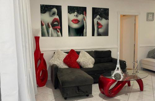 Beautiful House 7 min from Miami Airport w FREE parking - Photo 12