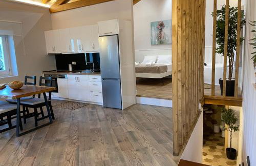 Goninos Jacuzzi Suite - Foto 27