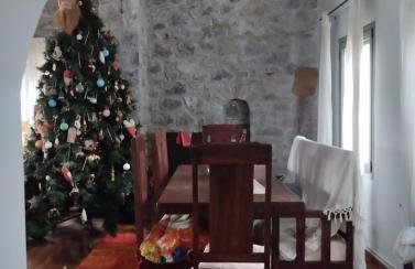 Vitina Number 5 House - Photo 4