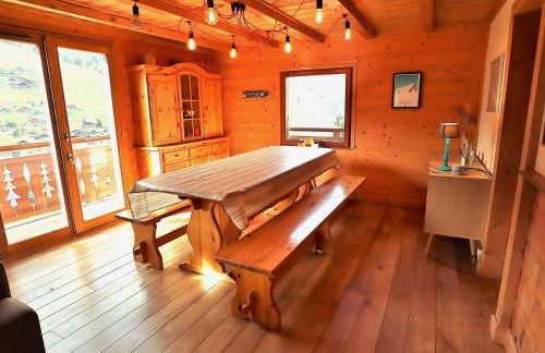 Chalet Familial pour 10 Pers. à Proximité des Pistes et Commerces avec Cheminée et Wifi - FR-1-342-232 - Foto 4