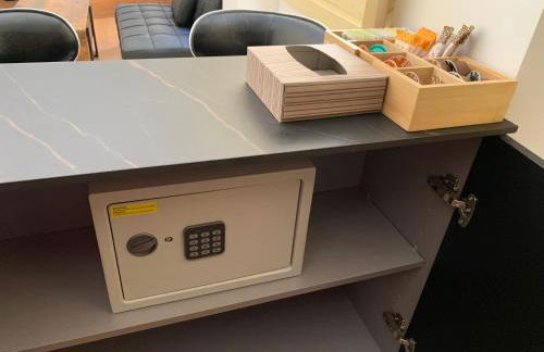 Luxury Apartments Chinitas 11 - Photo 57