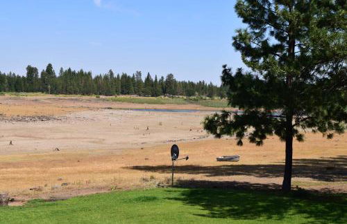 House with Private Deck on the Rock Creek Reservoir! - Foto 27