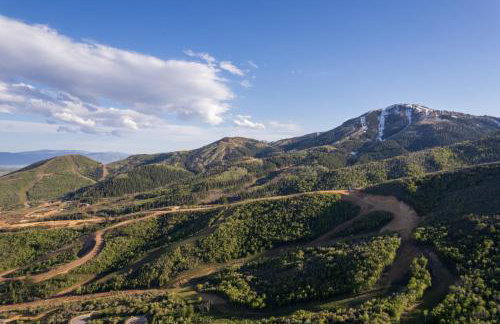 Deer Crest 10507 - Ski In Ski Out Luxury SmartHome with Spa Amenities & Views - Photo 55