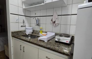 Apartamento aconchegante - Portaria 24 horas - Self Check-in - Bairro Sudoeste - Foto 16