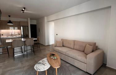 Phil's Apartments - Photo 6