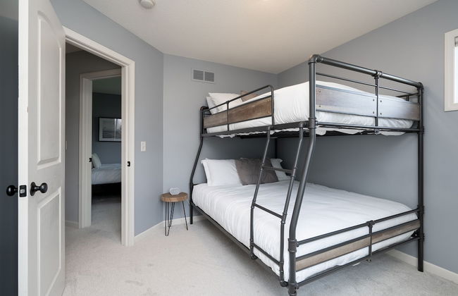 The Getaway at Gervais Hills - Photo 2