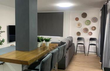 Fantástico piso con piscina y balcón en el Medano - Foto 1